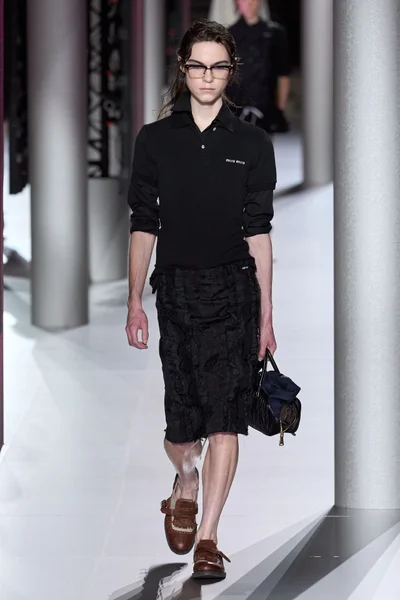 Look 38